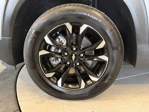 Used 2023 Chevrolet TrailBlazer LT AWD/4WD image 25
