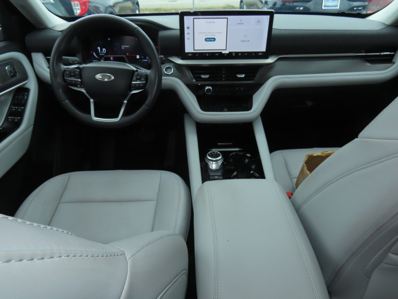 Certified 2025 Ford Explorer Platinum w/ Ultimate Package RWD image 23
