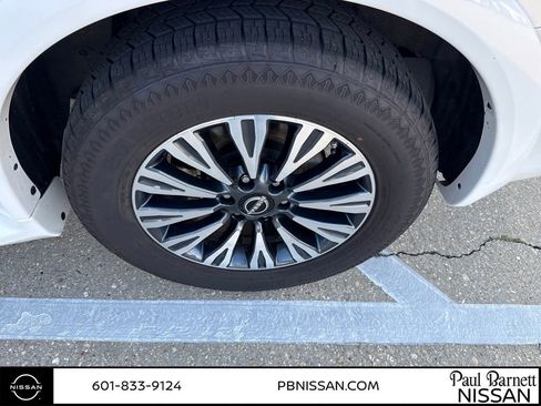 Used 2023 Nissan Armada SL w/ Midnight Edition Package image 38