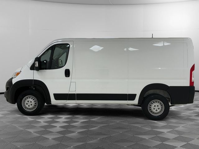Used 2025 RAM ProMaster 2500 w/ Convenience Group FWD image 2