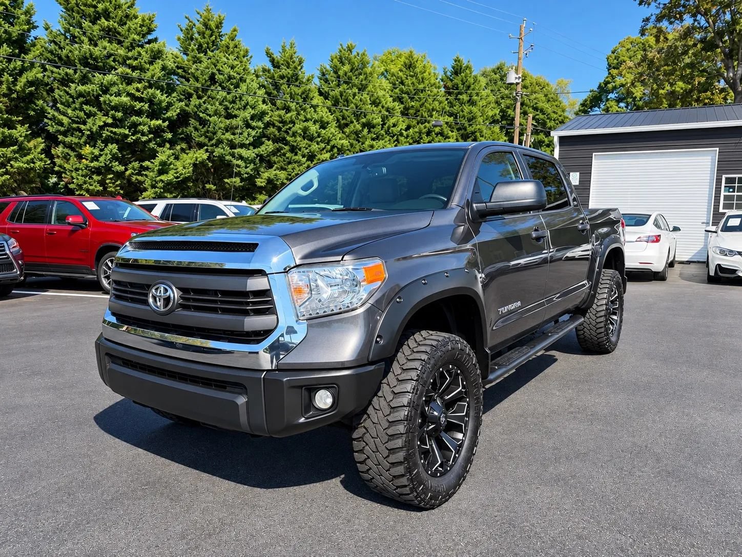 Used 2014 Toyota Tundra SR5 w/ TRD Off Road Package AWD/4WD image 4