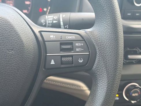 Used 2023 Honda Accord EX image 32