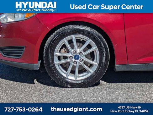 Used 2016 Ford Focus SE image 8