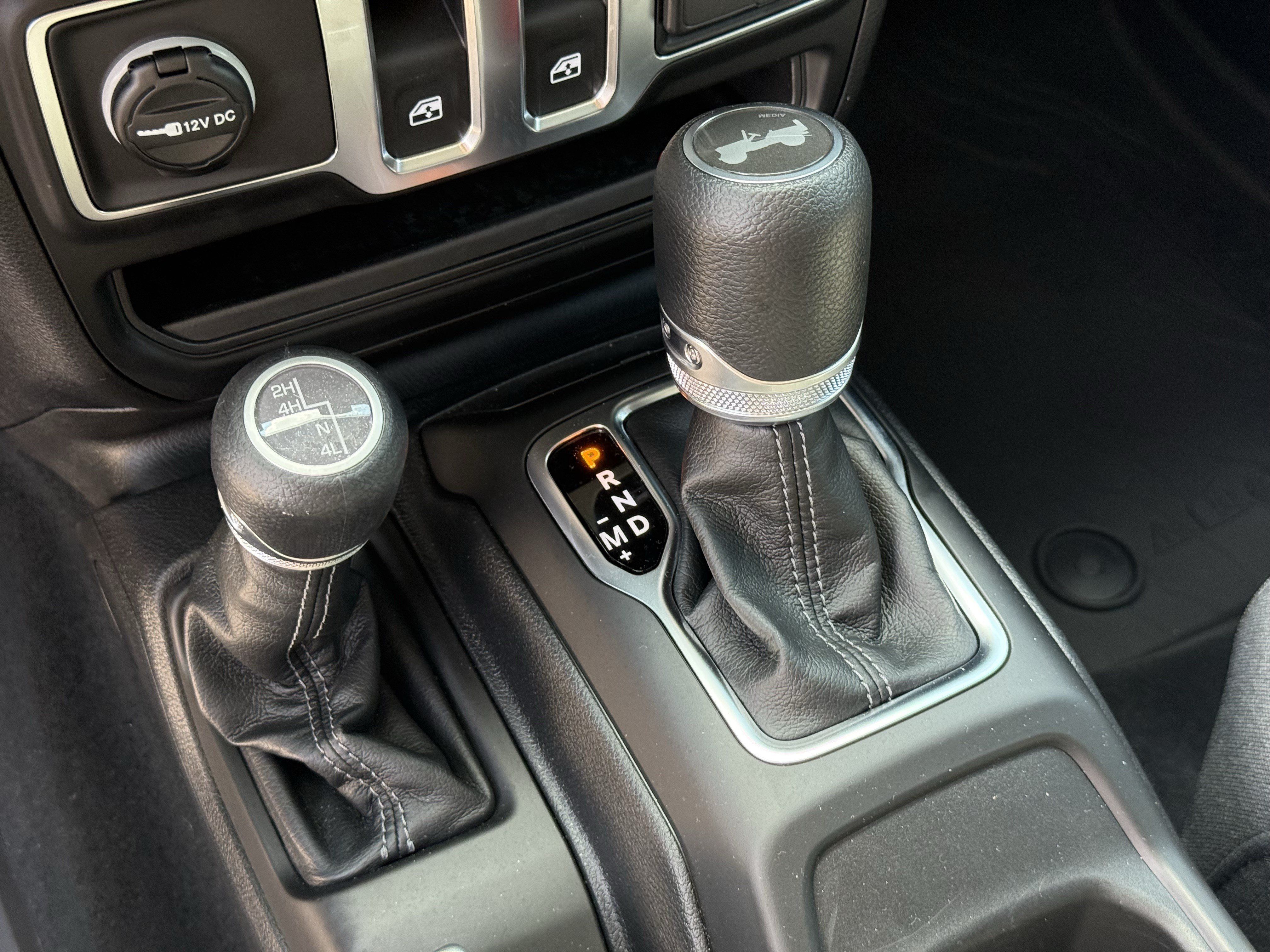 Used 2026 Jeep Wrangler Sport AWD/4WD image 24