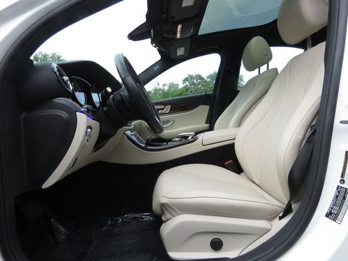 Used 2019 Mercedes-Benz E 450 4MATIC Sedan image 10