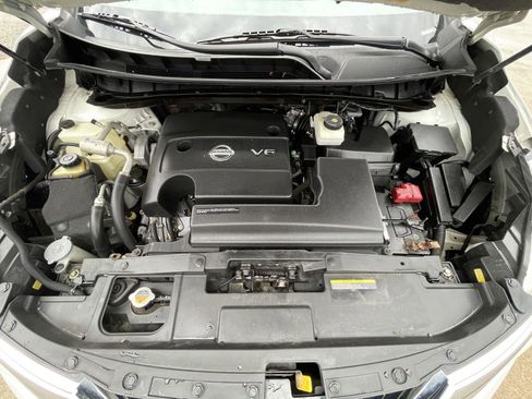 Used 2018 Nissan Murano SV image 44