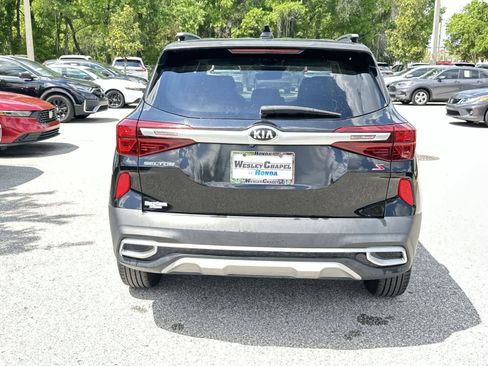 Used 2021 Kia Seltos S image 5