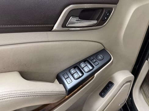 Used 2015 GMC Yukon Denali RWD image 7
