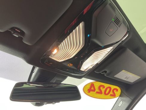 Used 2024 BMW M340i xDrive M340i xDrive w/ Premium Package image 25