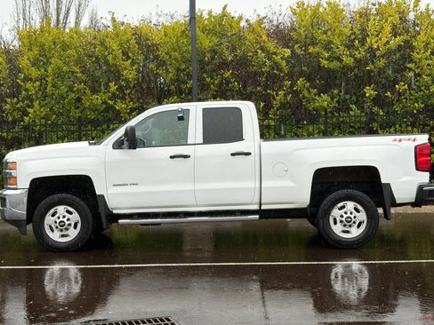 Used 2015 Chevrolet Silverado 2500 LT w/ LT Convenience Package image 7