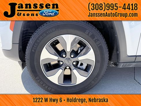 Used 2024 Jeep Grand Cherokee Limited 4xe AWD/4WD image 34