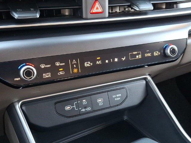 Certified 2026 Kia Carnival FWD image 16