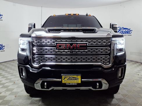 Used 2020 GMC Sierra 2500 Denali w/ Denali Ultimate Package image 3