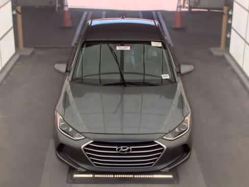 Used 2018 Hyundai Elantra SEL FWD image 3