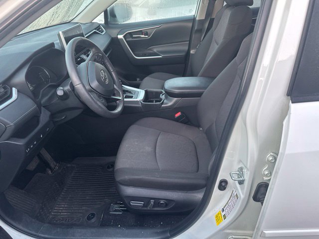 Used 2024 Toyota RAV4 XLE w/ Convenience Package AWD/4WD image 12