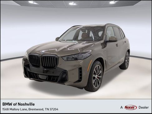 New 2026 BMW X5 xDrive50e w/ M Sport Package AWD/4WD image 1