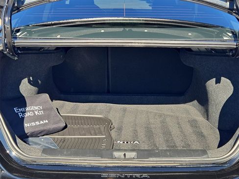 Used 2025 Nissan Sentra SV image 12