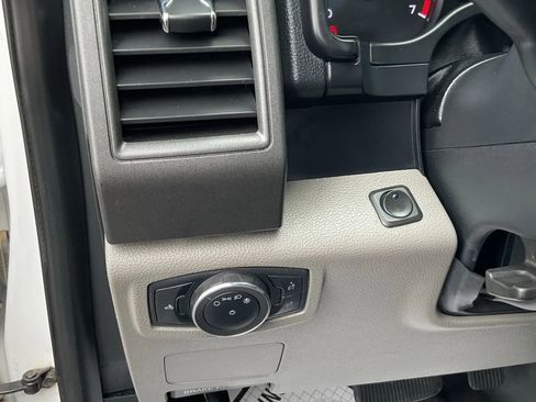 Used 2020 Ford F250 XL w/ Power Equipment Group image 26