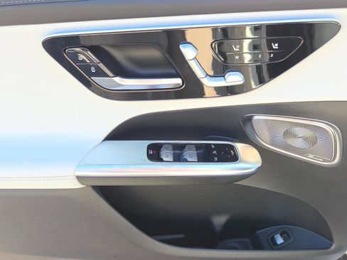 New 2026 Mercedes-Benz GLC 300 GLC 300 image 22