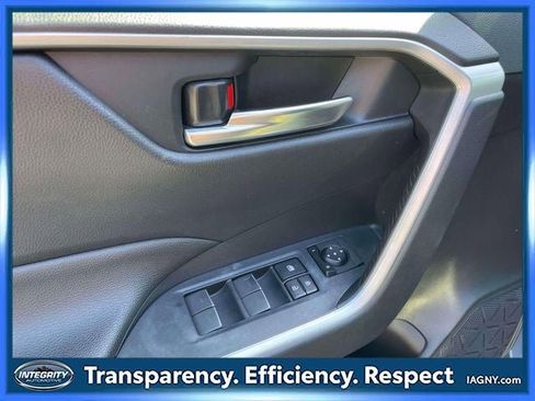Certified 2023 Toyota RAV4 SE AWD/4WD image 18