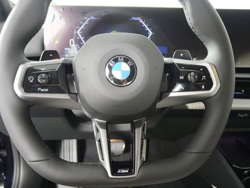 Used 2026 BMW 530i xDrive w/ M Sport Package image 18