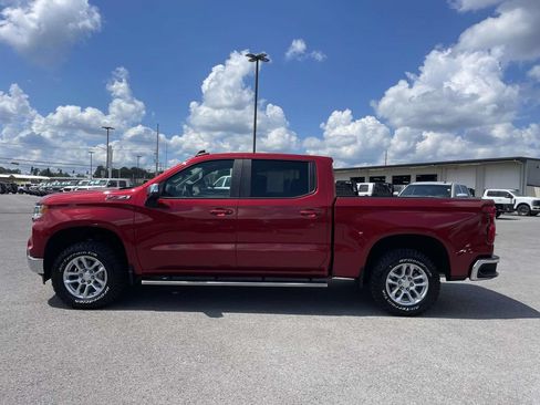 Used 2023 Chevrolet Silverado 1500 LT AWD/4WD image 9