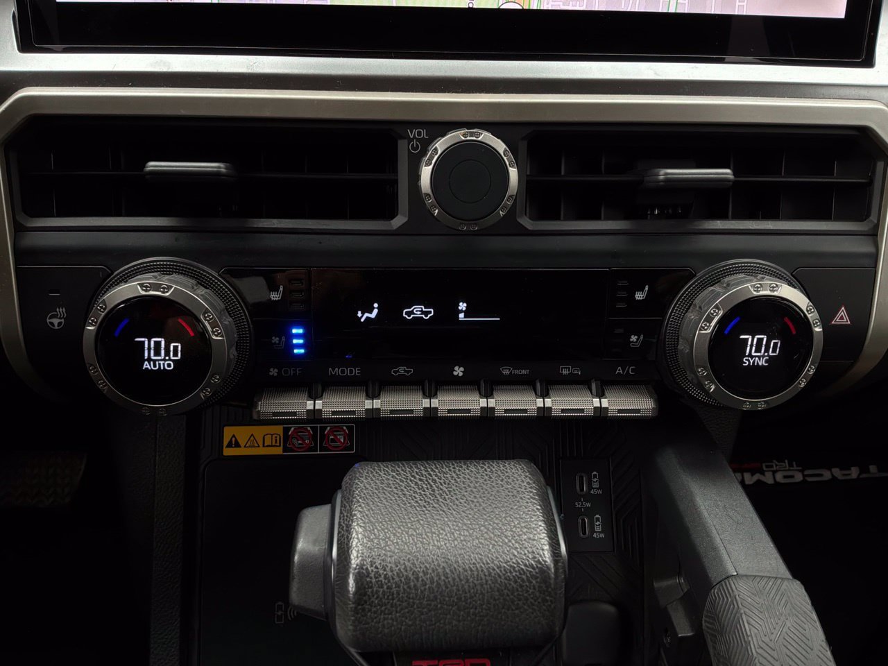 Used 2024 Toyota Tacoma TRD Off-Road w/ TRD Off Road Premium Package AWD/4WD image 35