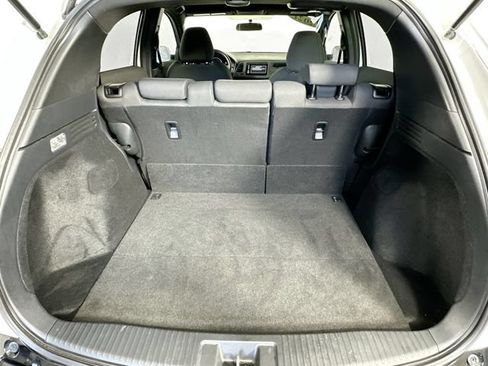 Used 2021 Honda HR-V Sport image 27