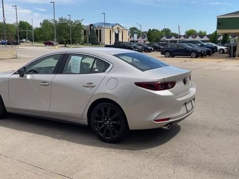 Used 2024 MAZDA MAZDA3 s FWD image 6