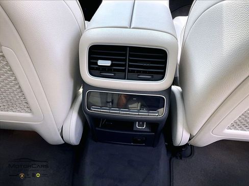 Used 2020 Mercedes-Benz GLS 450 4MATIC image 32