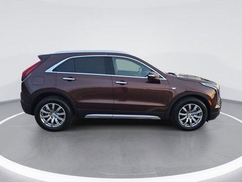 Certified 2023 Cadillac XT4 Premium Luxury w/ Technology Package image 2