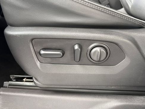 Used 2020 Chevrolet Silverado 2500 High Country w/ Technology Package image 19