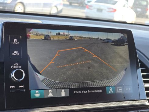 New 2026 Honda Odyssey Touring image 10