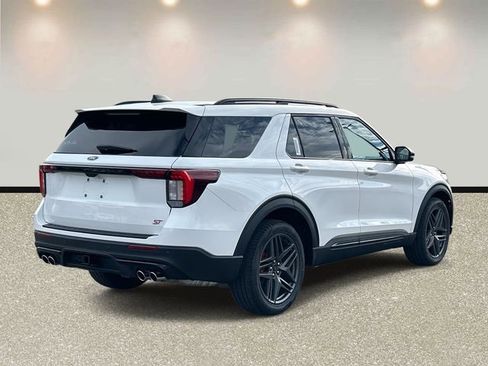 New 2026 Ford Explorer ST image 5