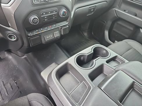 Used 2022 Chevrolet Silverado 1500 Custom AWD/4WD image 26