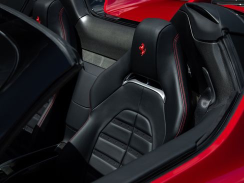 Certified 2025 Ferrari SF90 Spider AWD/4WD image 12