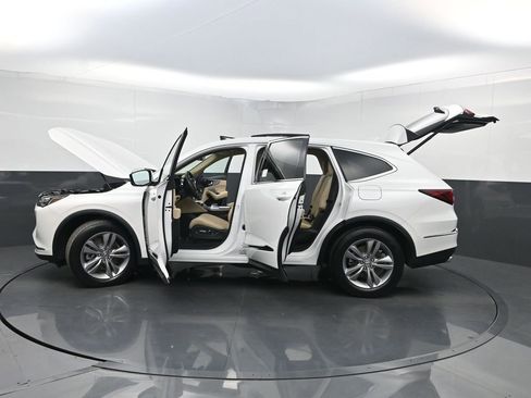 Used 2023 Acura MDX SH-AWD image 42