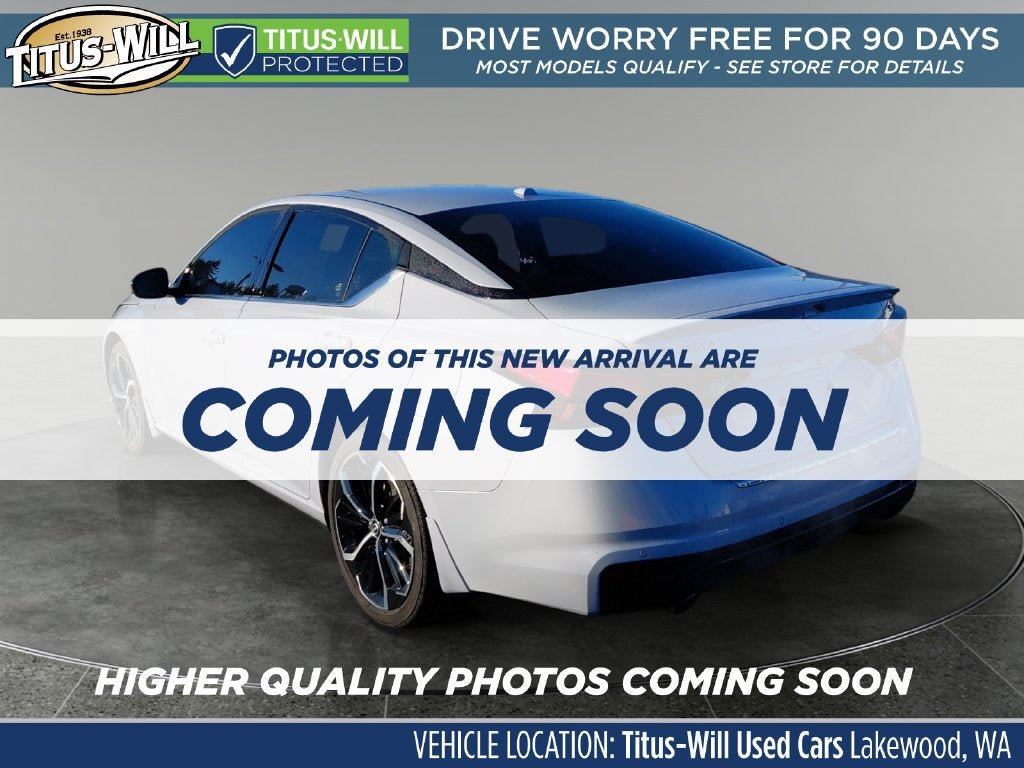 Used 2023 Nissan Altima 2.5 SR w/ SR Premium Package FWD image 3