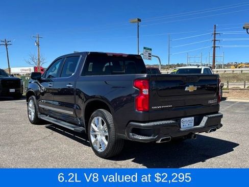 Used 2024 Chevrolet Silverado 1500 High Country w/ Technology Package AWD/4WD image 3
