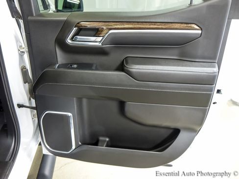Used 2023 GMC Sierra 1500 Elevation AWD/4WD image 23
