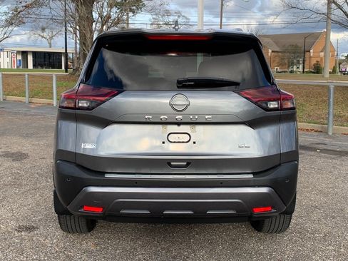 Used 2023 Nissan Rogue SL w/ SL Premium Package image 6