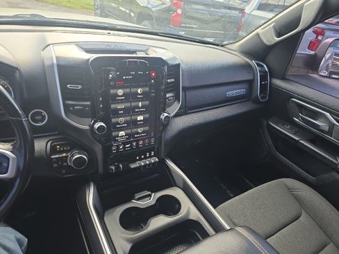 Used 2021 RAM 1500 Big Horn image 27