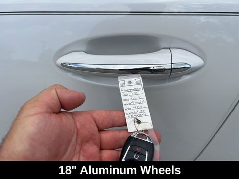 Used 2022 Buick Encore GX Essence w/ Advanced Technology Package FWD image 29