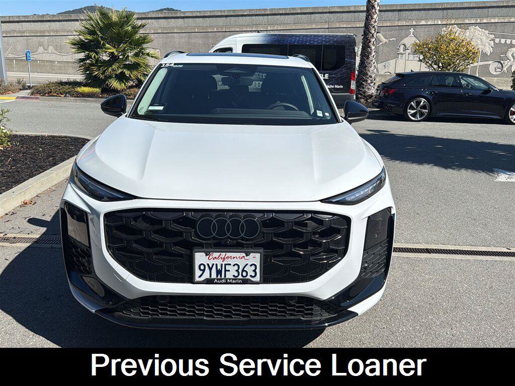 Used 2026 Audi Q3 quattro 2.0T AWD/4WD image 2