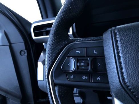 Certified 2025 Toyota 4Runner TRD Off-Road image 27