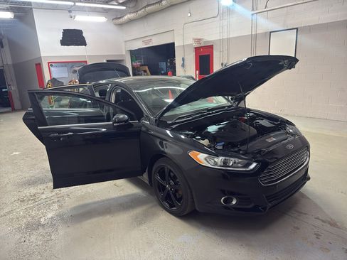 Used 2016 Ford Fusion SE w/ Equipment Group 201A AWD/4WD image 7