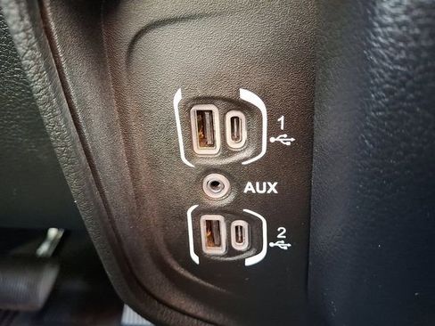 Used 2020 RAM 1500 Big Horn image 23