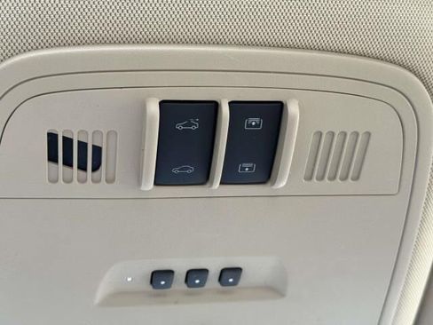 Used 2012 Buick LaCrosse Premium FWD image 28