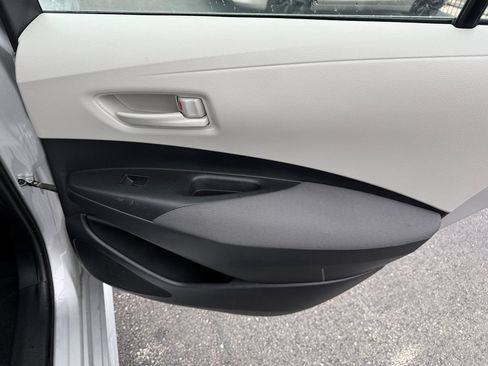 Certified 2025 Toyota Corolla LE FWD image 20