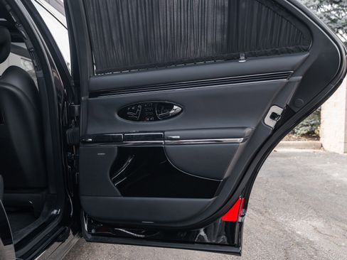 Used 2009 Maybach 57 S image 47